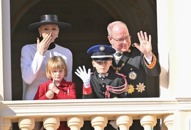 Princess Charlene, Prince Albert, Princess Gabriella and Prince Jacques were seen blowing kisses and waving to the crowd on National Monaco Day on 19 November. (PHOTO: Gallo Images/Getty Images)