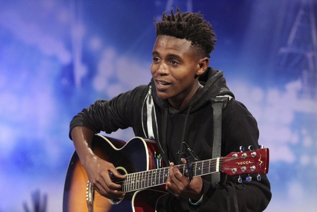 Judges just love shaking Sizwe's voice!