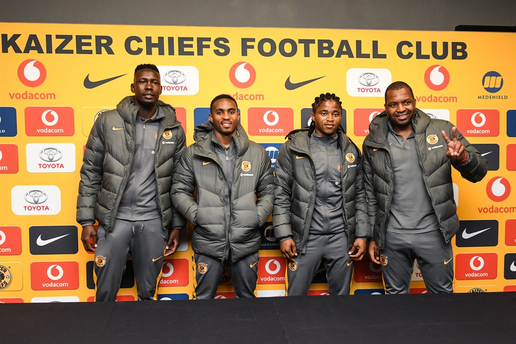The experienced pair of Mulomowandau Mathoho and Itumeleng Khune are due to take pay cuts with their next contracts