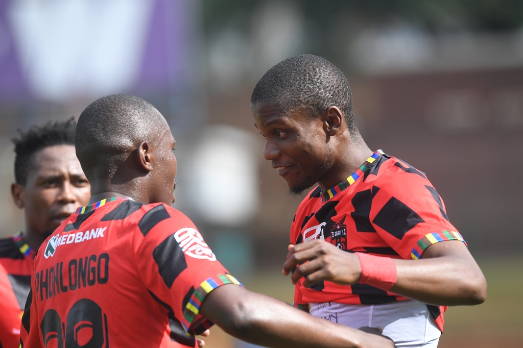 Saleng & Lorch send Bucs to NBK last 16