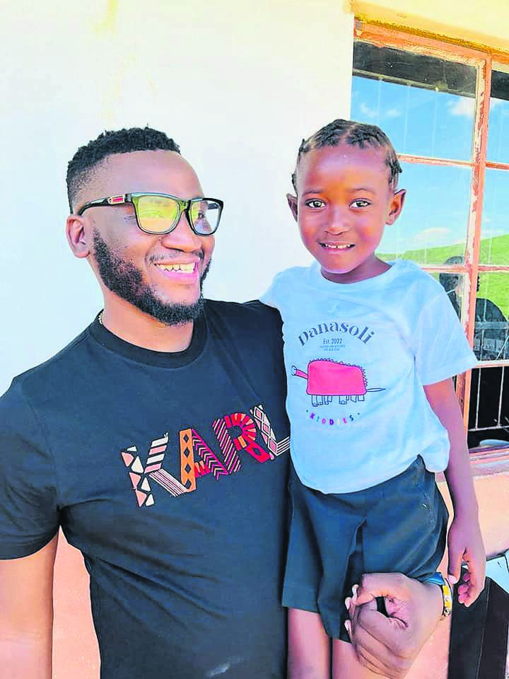 Gospel star Thinah Zungu’s manager and businessman, Themba Mthembu, will be making a clothing brand for cute little Nhlalonhle Mazubane. 