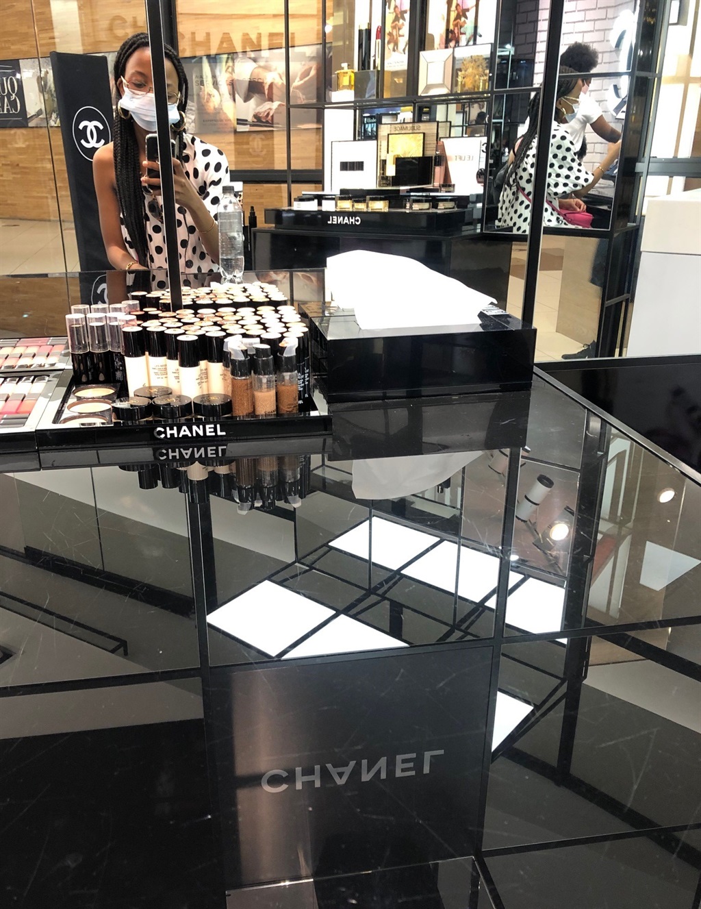 chanel beauty opens at waterfront