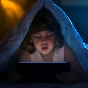 The more time children spend looking at smart-screens, the greater their odds of being overweight or obese.   