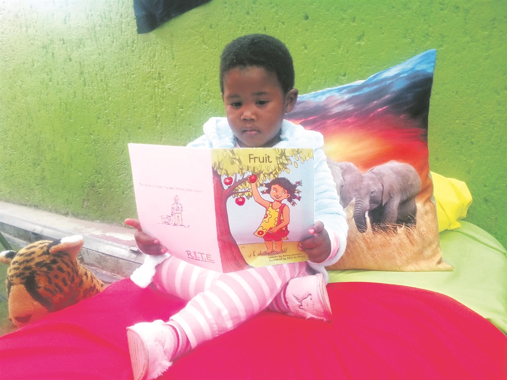 Phiwokuhle Mazibuko and Lancelot Tshabalala are passionate about reading and telling stories.Photo by Kopano Monaheng