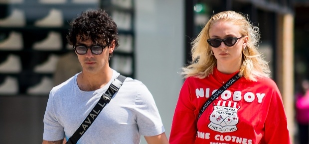 Sophie Turner Crying On The Street Because Of Her Period Is All Of Us