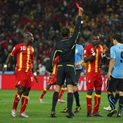 Suárez refuses to apologise for 2010 handball against Ghana