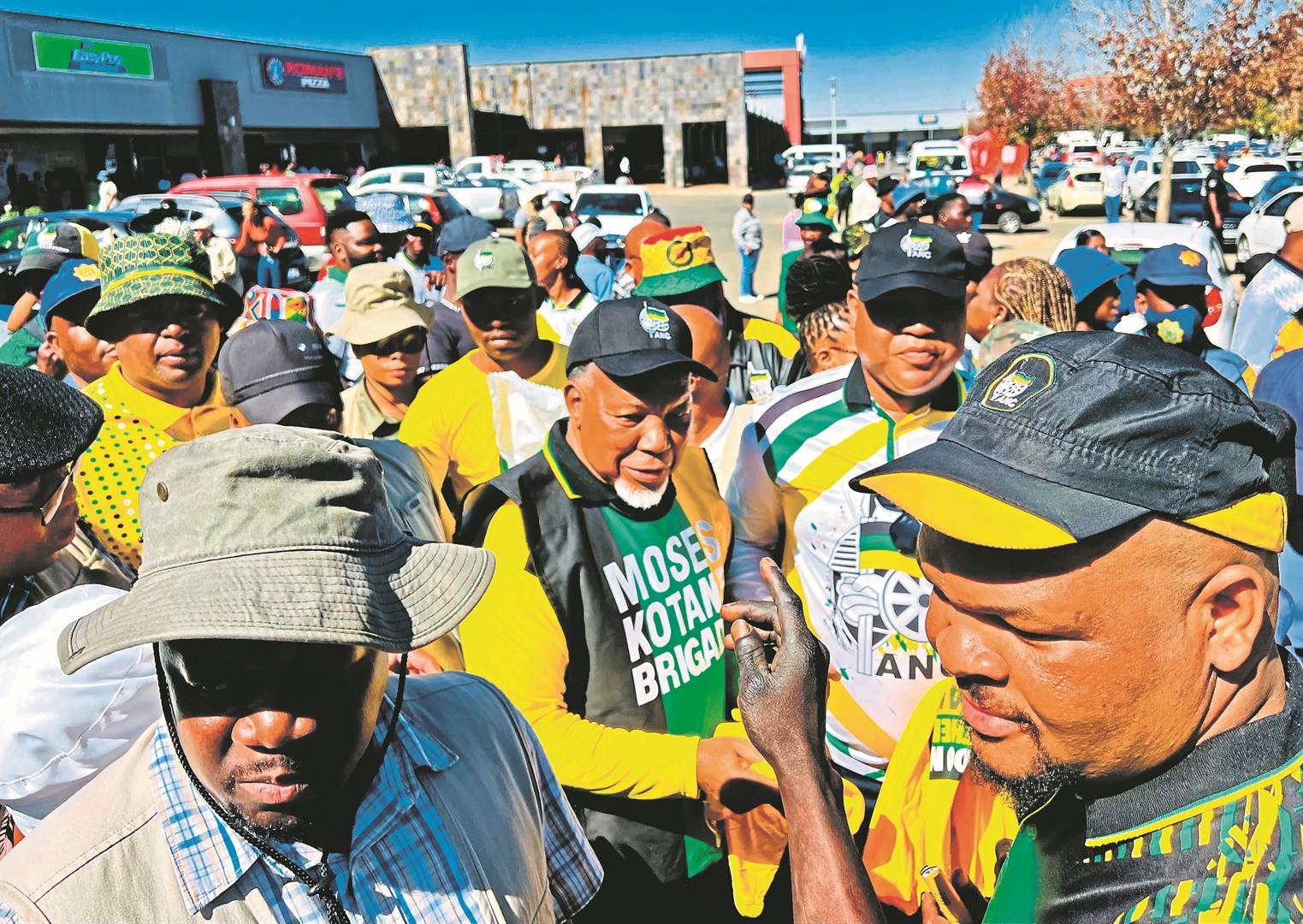 Former deputy president Kgalema Motlanthe meeting and greeting as he gives away ANC T-shirts during his election campaign in Tsakane, Ekurhuleni