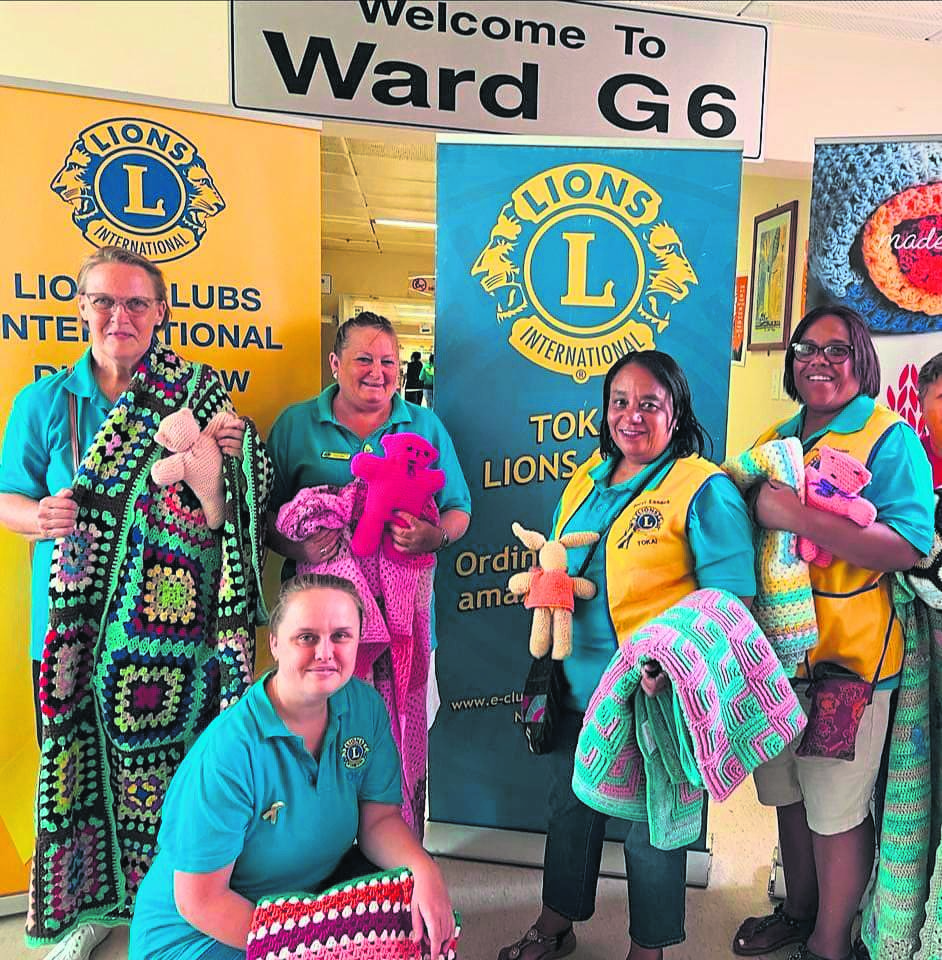 The Lions Club of Tokai visited the children’s ward at Tygerberg Hospital last week to donate teddy bears to the patients receiving medical care there. The group of Lions are from left Gail Darling, Roma Elias (club president), Beryl Essack and Lynette Davids. Sitting in front is Claire Stockenstrom.