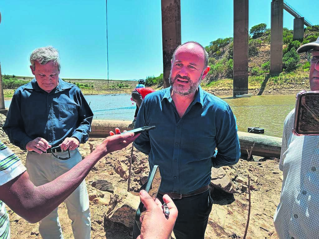 Executive Mayor, Retief Odendaal, addressed the media during a site visit to the Impofu Dam last week.