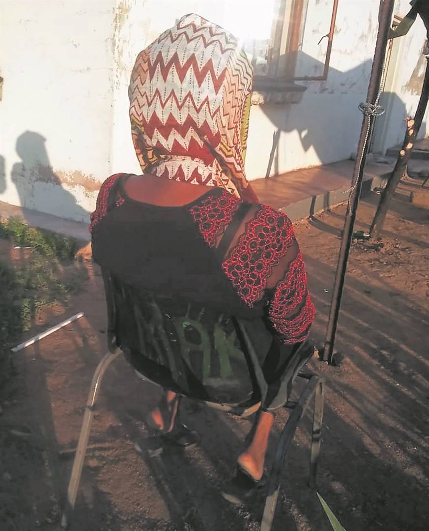 MOURNING: Maria Thathane from Jericho, North West, wants justice after her daughter, Goitsemang Thathane (inset), was allegedly shot by a prison warder.                Photo by       Raymond Morare