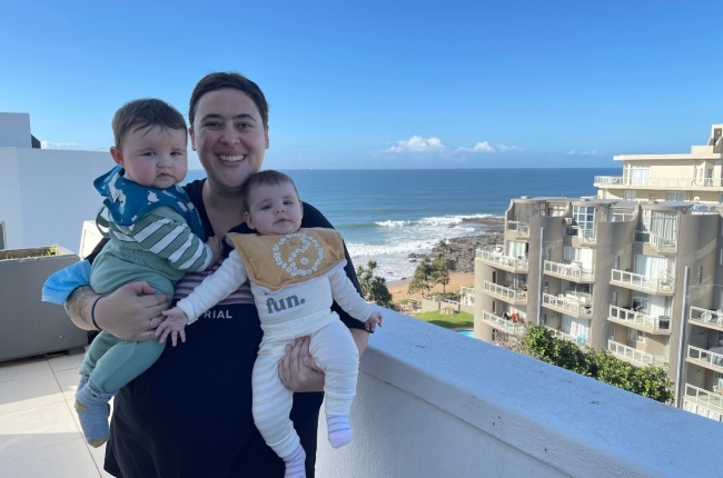 Liézel Els with her twins, Nélius and Lia, on holiday in Durban.  (PHOTO: Supplied) 