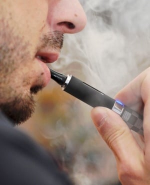 Vaping. (Photo: Getty Images/Gallo Images)