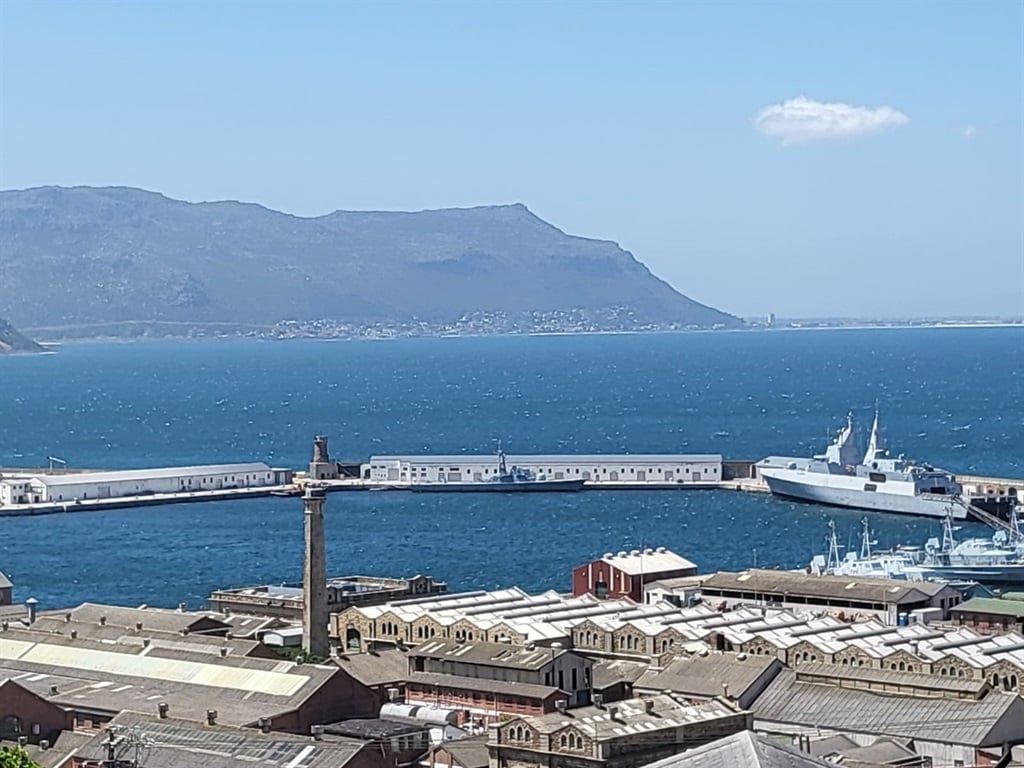 News24.com | BREAKING | US ambassador says South Africa gave weapons, ammunition to Russia for Ukraine war