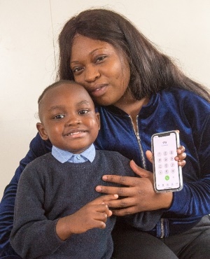 Boy saves his moms life.(PHOTO: CATERS/WWW.MAGAZINEFEATURES.CO.ZA)