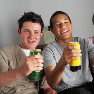 Teenage drinking may lead to health problems later on. 