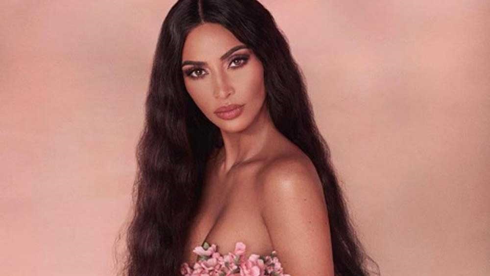 Kim Kardashian dressed in cherry blossoms