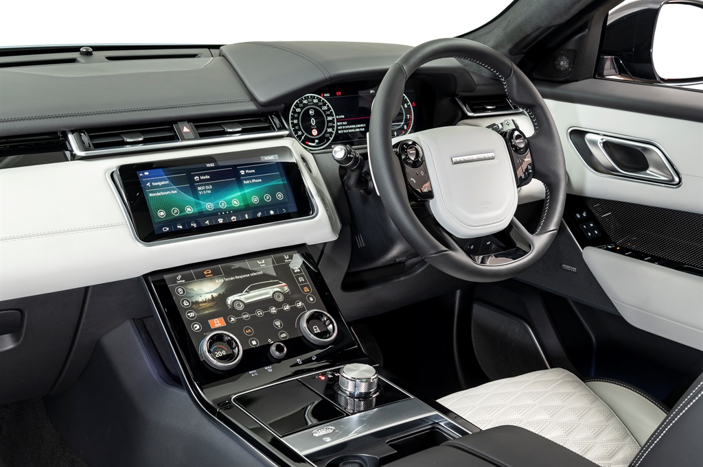 Range Rover Svautobiography Inside  - We Test The $180,000 Range Rover Svautobiography Dynamic.