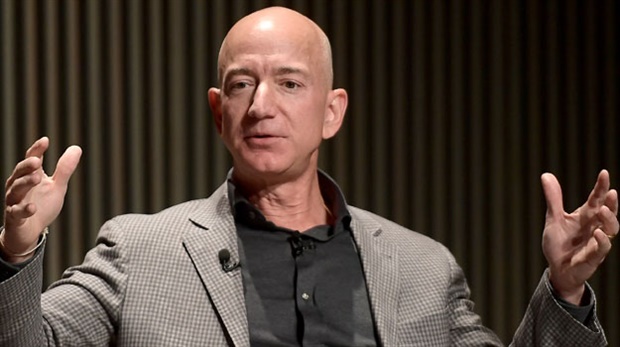 <p><strong>Jeff Bezos opens up lead on rich list as stocks surge</strong></p><p>It’s a perfect 10. Every one of the world’s 10 richest people added at 
least $1bn to their fortunes as US stock markets ripped higher, brushing
 off last week’s malaise.
    </p><p>Amazon.com’s 
Jeff Bezos, the world’s wealthiest person, added $4.7bn to his net worth, taking it up to $150.3bn. </p><p></p>