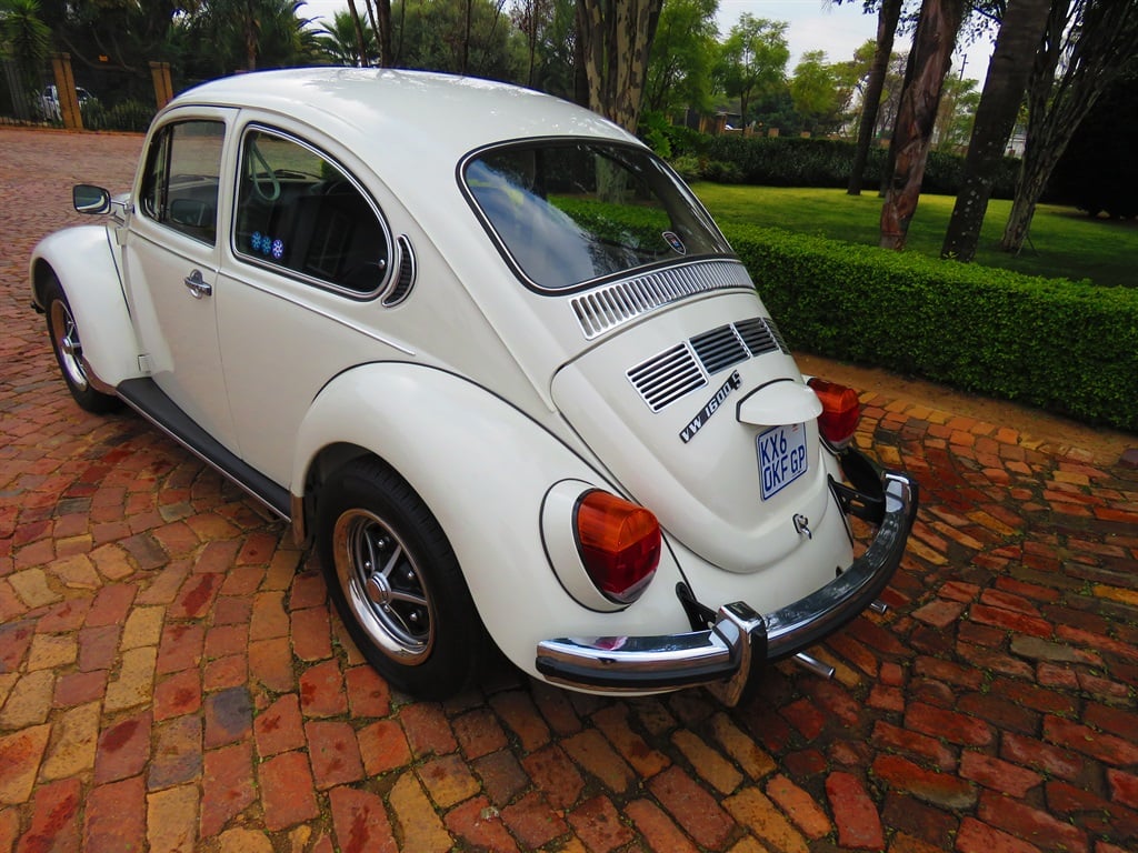 VW Beetle 1600-s