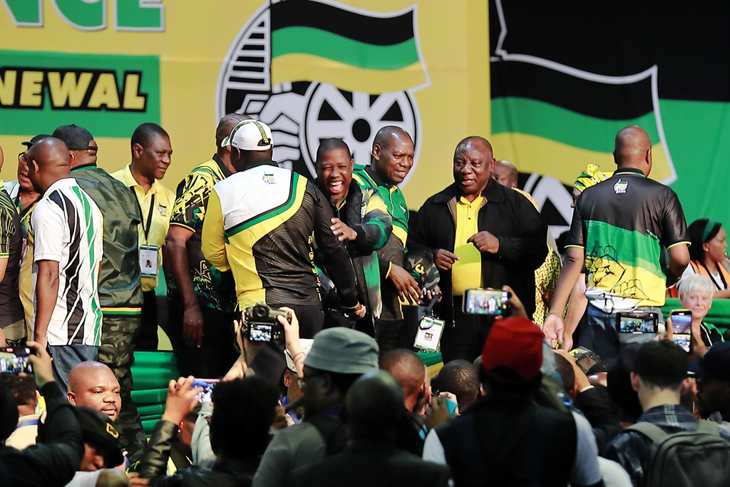 Cyril Ramaphosa is flanked by high-ranking ANC members as the party's top 7 is announced on Monday.