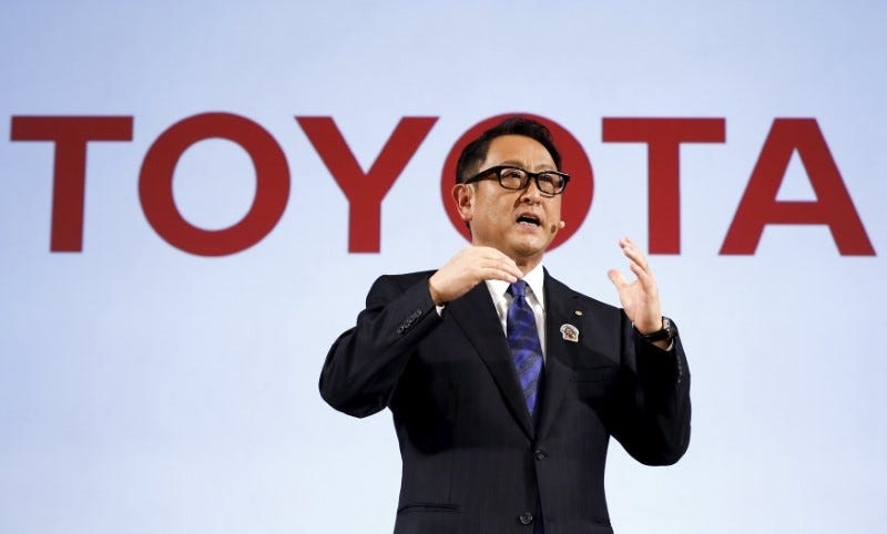 Toyota's CEO isn't fully sold on electric cars — and he says a 'silent  majority' is on his side 