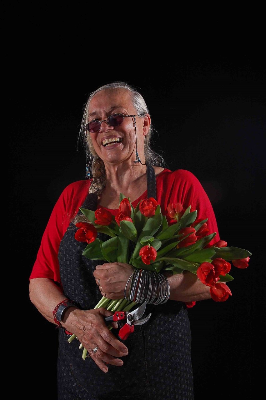 In December Jon Daamen, a well-known florist, will exhibit her work at the art show.