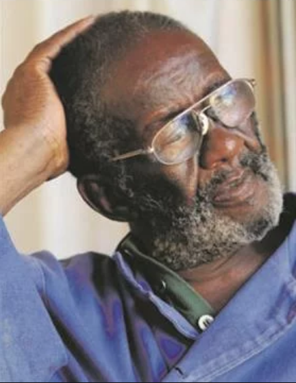 Famous prophet and author Credo Mutwa has died. Photo by Jan Right