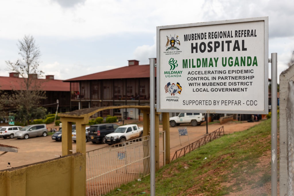 Uganda menyatakan dirinya bebas Ebola setelah dengan cepat membalikkan gelombang wabah