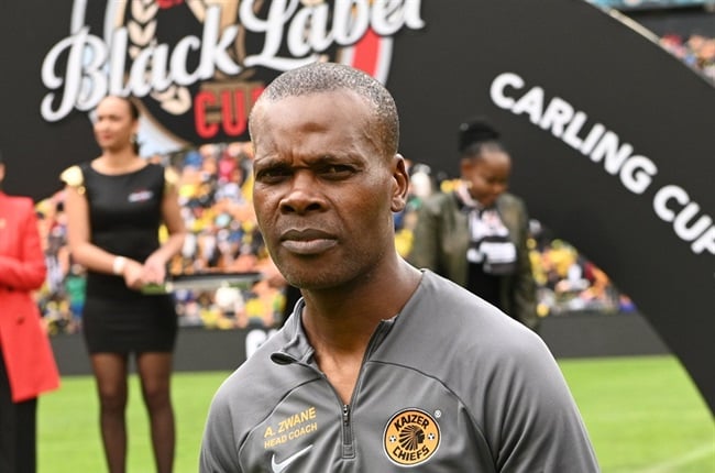 KAIZER CHIEFS: Huge Decision On Billiat, Latest On Zwane's Contract And  More From Naturena!