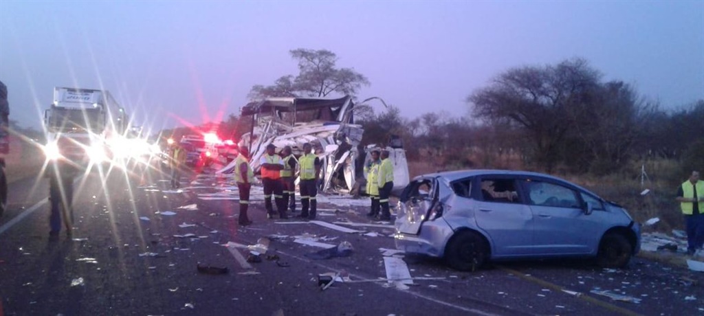 Pics 2 Killed In N1 Horror Crash Daily Sun 