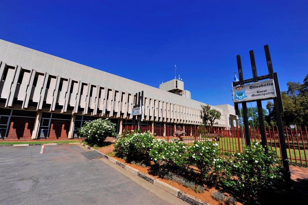 News24 | Ditsobotla fraud case widens: Third accused appears in court for alleged fencing contract fraud