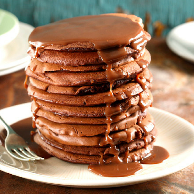 gooey chocolate pancakes