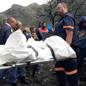 Burnt body of the 15-year-old you was killed by the fire being carried aways