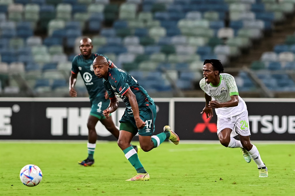DURBAN, SOUTH AFRICA - JANUARY 21: Thabo Qalinge of AmaZulu FC and Mpho Mvelase of Marumo Gallants FC during the DStv Premiership match between AmaZulu FC and Marumo Gallants FC at Moses Mabhida Stadium on January 21, 2023 in Durban, South Africa. (Photo by Darren Stewart/Gallo Images)