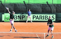 The SA doubles team of Raven Klaasen (left) and Ruan Roelofse play a match in Portugal. Picture: BLD Communications