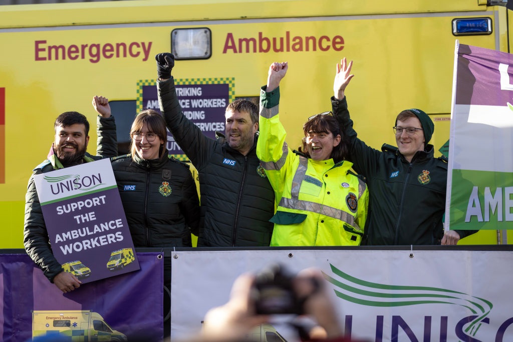 News24.com | UK ambulance workers strike again as unions call for talks