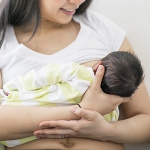 New study finds breast milk from the breast is best for your baby's weight.