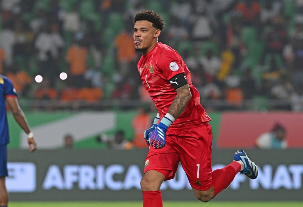 Ronwen Williams celebrates after his penalty-saving heroics in the Afcon quarterfinals against Cape Verde sent Bafana Bafana to the semifinals.  Photo: Ryan Wilkisky / BackpagePix
