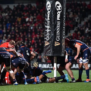 Pierre Schoeman of Edinburgh lifts up the post pads (Getty Images)