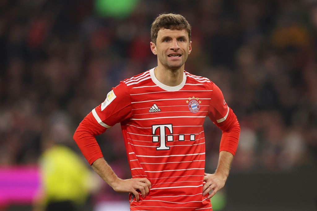 MUNICH, GERMANY - JANUARY 24: Thomas Muller of Bayern Munich looks on during the Bundesliga match between FC Bayern MÃ¼nchen and 1. FC KÃ¶ln at Allianz Arena on January 24, 2023 in Munich, Germany. (Photo by Alexander Hassenstein/Getty Images)