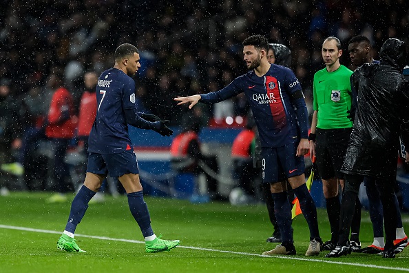 Paris Saint-Germain boss Luis Enrique has explained why he withdrew Kylian Mbappe early in their clash against Stade Rennais on Sunday.