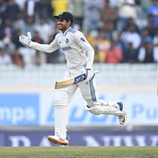 India hold nerve to beat England in 4th Test, clinch series