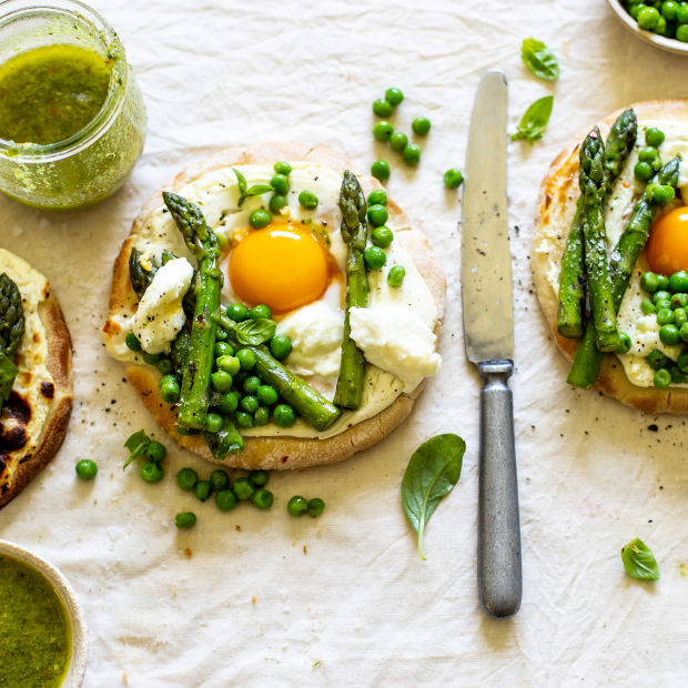 asparagus and egg tart