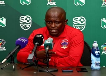 Pirates and Chippa coaches in heated war of words: 'It's really not needed in football'