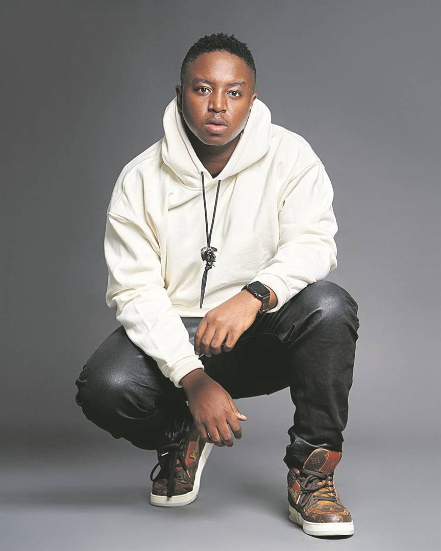 Shimza has a new song out.