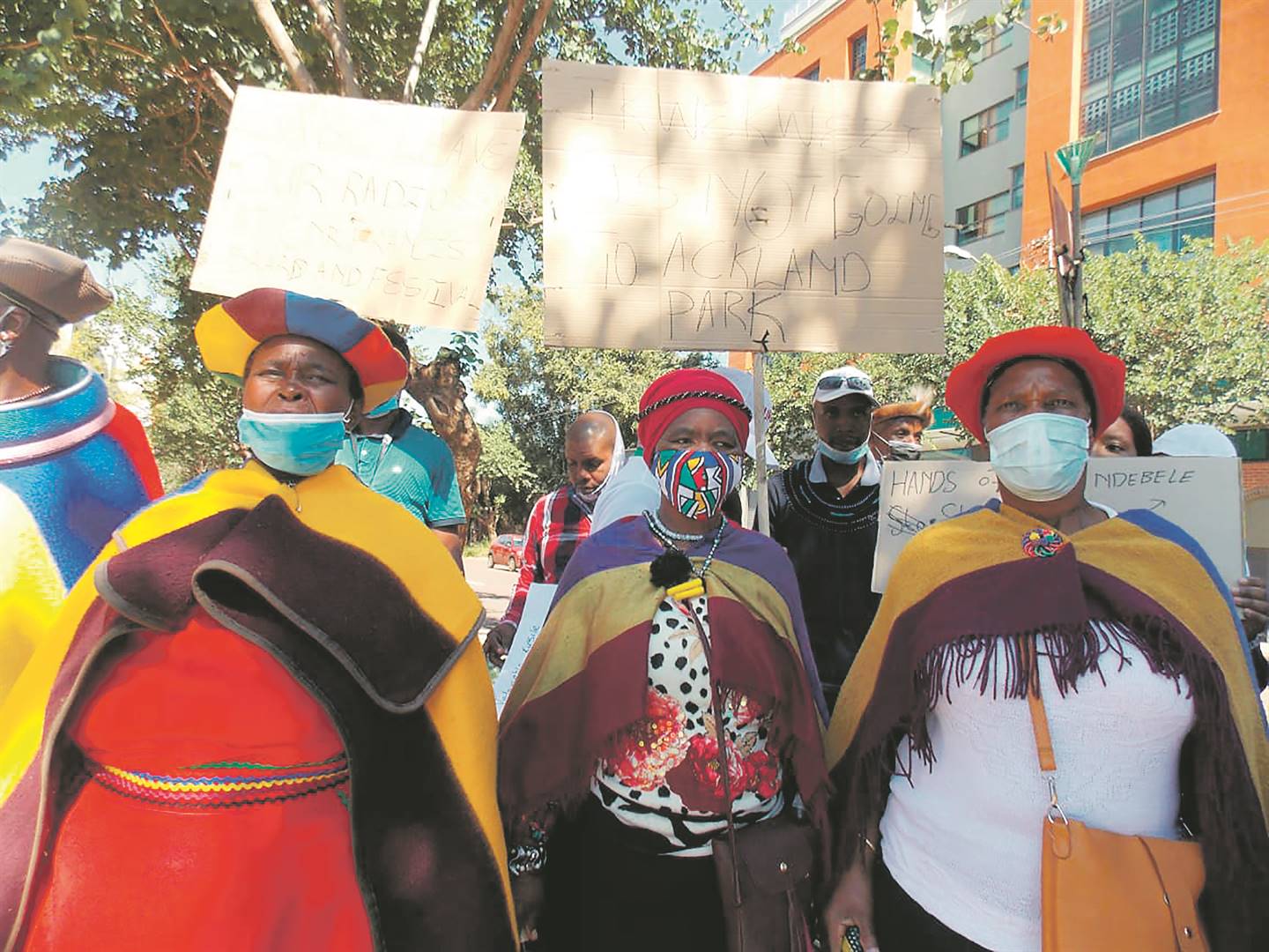 The Ndebele community from Mpumalanga picketing outside Ikwekwezi FM in Hatfield, Tshwane, as they demand the station not to move to Joburg.         Photos by Raymond Morare