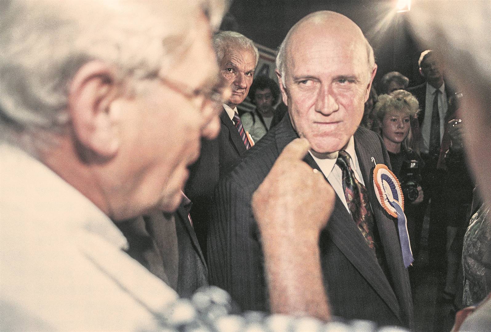 “Dis ’n nee”. ’n Kieser konfronteer FW de Klerk tydens die referendum van 1992.  Foto: Getty Images