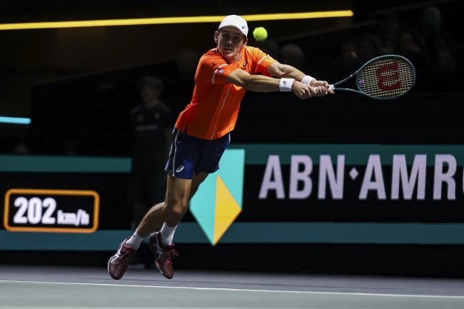 Sport | Aussie de Minaur repeats as ATP Acapulco champion