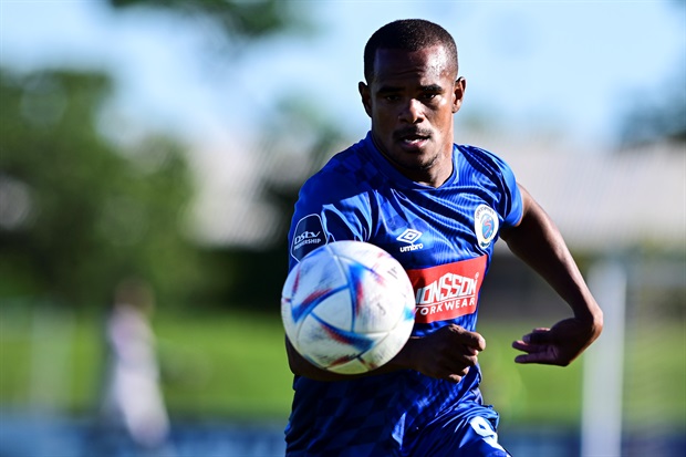<p><strong><span style="text-decoration:underline;">RAYNERS RETURNS TO STELLIES</span></strong></p><p>The transfer deadline activity has seen SuperSport United agree to open the exit for one Iqraam Rayners.</p>