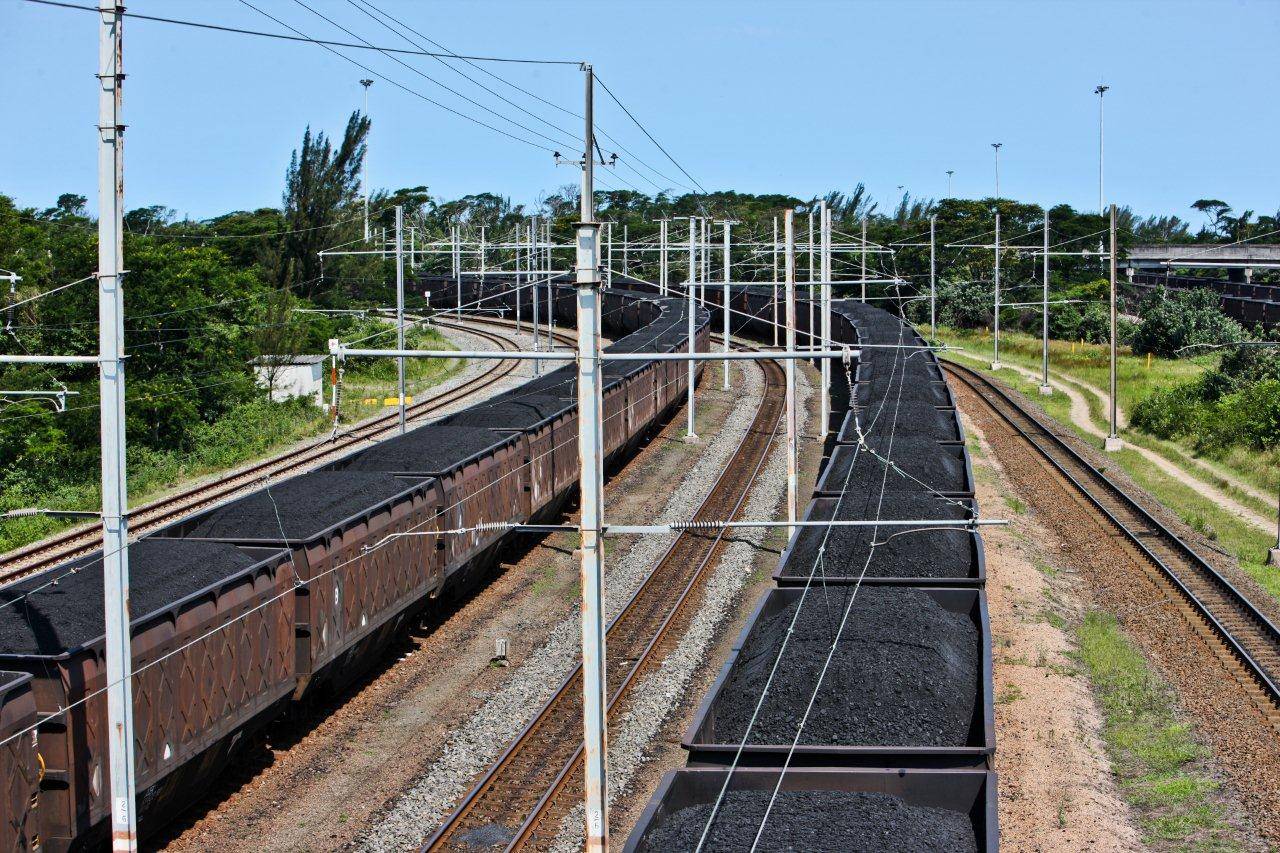 Transnet Freight Rail has fired the companies that it hired to secure the coal line (Photo: Beeld)